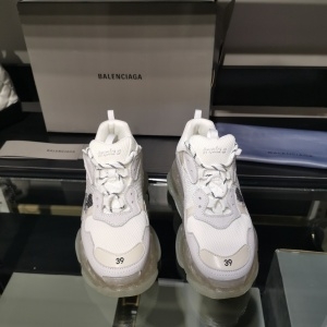 발렌시아가 BALENCIAGA 2020 SS 트리플 디즈니 화이트 커플 슈즈