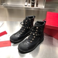 발렌티노 VELENTINO 2020 SS 레더 지퍼 여성 쇼트부츠