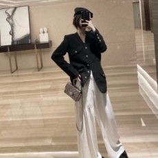 샤넬 CHANEL 2020 트위드 태슬 포켓장식 여성 자켓