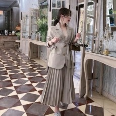 샤넬 CHANEL 2020 리본벨트 자켓 치마 여성 세트