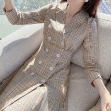 버버리 BURBERRY 2020 체크 카라 단추 여성 원피스