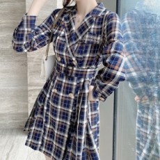 샤넬 CHANEL 2020 체크 카라 로고 자수 여성 원피스