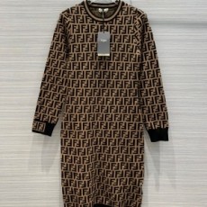 펜디 FENDI 2020 SS 로고무늬 라운드넥 여성 니트