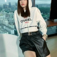 샤넬 CHANEL 2020 SS 로고 자수 후드 여성 긴팔티