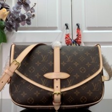 루이비통 LOUIS VUITTON 2020 SS 모노그램 쇼무르 크로스백 M40710 커스텀급