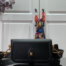 루이비통 LOUIS VUITTON 2020 SS 오피시에 케이스백 M69841 커스텀급