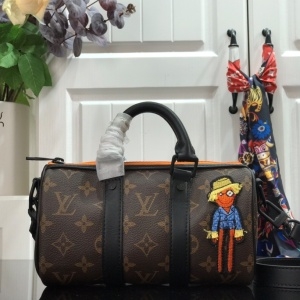 루이비통 LOUIS VUITTON 2020 SS 모노그램 캐릭터 자수 토트백 M80201 커스텀급