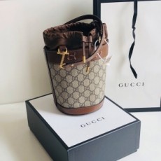 구찌 GUCCI 2020 SS 1955 홀스빗 스몰 버킷백 637115 커스텀급