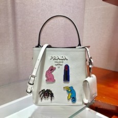 프라다 PRADA 2020 SS 사피아노 파니에 두블레 토트백 1BA217 커스텀급