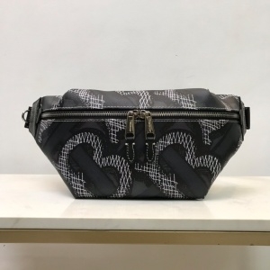 버버리 BURBERRY 2020 SS 모노그램 캔버스 소니 범백 80331541 커스텀급