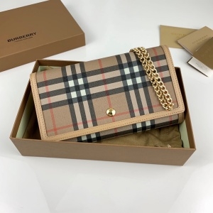 버버리 BURBERRY 2020 SS 빈티지 체크 체인 크로스백 80217281 커스텀급