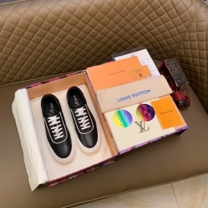 루이비통 LOUIS VUITTON 2020 SS 라인 스티치 레더 남성 슈즈