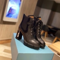 보테가 베네타 BOTTEGA VENETA 2020 SS 라인 스티치 블랙 여성 쇼트부츠 커스텀급