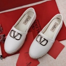 발렌티노 VALENTINO 2020 SS V로고 스티치 여성 에스파듀