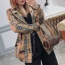 버버리 BURBERRY 2020 SS 체크 캐릭터 후드 숏 여성 바람막이 점퍼