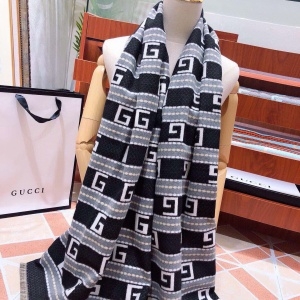 구찌 GUCCI 2020 SS GG로고 스트라이프 여성 머플러