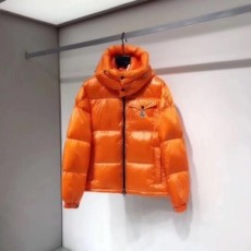몽클레어 MONCLER 2020 SS 캐릭터 포켓 로고 남성 패딩