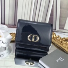 디올 DIOR 2020 SS 에나멜 CD로고 3단 반지갑 커스텀급