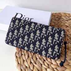 디올 DIOR 2020 SS 캐릭터 자수 D로고 지퍼돌이 장지갑 커스텀급