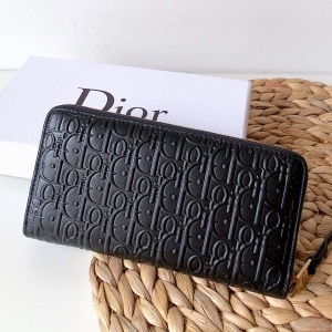 디올 DIOR 2020 SS 캐릭터 각인로고 지퍼돌이 장지갑 커스텀급