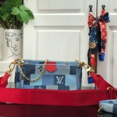 루이비통 LOUIS VUITTON 2020 SS 멀티 포쉐트 악세수아 크로스백 M44990 커스텀급