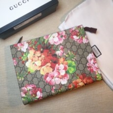 구찌 GUCCI 2020 SS 플라워 프린트 블룸 지퍼 클러치백 430268 커스텀급