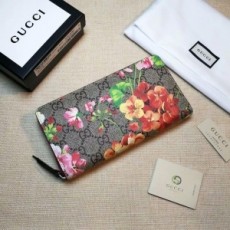 구찌 GUCCI 2020 SS 플라워 프린트 블룸 지퍼 장지갑 404071 커스텀급