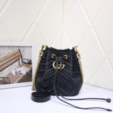 구찌 GUCCI 2020 SS GG마몬트 벨벳 버킷백 525081 커스텀급