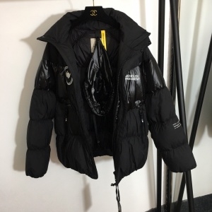 몽클레어 MONCLER 2020 SS 퀄팅 투톤 남여공용 반패딩 커스텀급