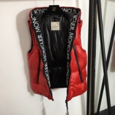 몽클레어 MONCLER 2020 SS 로고 자수 지퍼 남여공용 패딩조끼 커스텀급