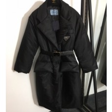 프라다 PRADA 2020 SS 삼각로고 포켓 여성 롱패딩 미러급