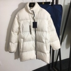 루이비통 LOUIS VUITTON 2020 SS 모노그램 포켓 여성 롱패딩 미러급