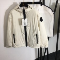 몽클레어 MONCLER 2020 SS 블랙로고 포켓 후드 여성 반패딩 커스텀급