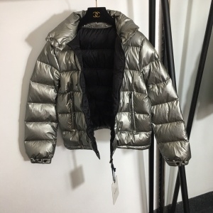 몽클레어 MONCLER 2020 SS 실버 유광 퀄팅 여성 반패딩 커스텀급