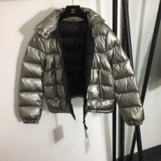 몽클레어 MONCLER 2020 SS 실버 유광 퀄팅 여성 반패딩 커스텀급