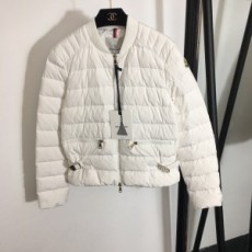 몽클레어 MONCLER 2020 SS 퀄팅 지퍼 벨트버클 여성 반패딩 커스텀급