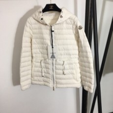 몽클레어 MONCLER 2020 SS 퀄팅 끈리본 후드 여성 반패딩 커스텀급