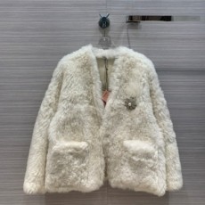 미우미우 MIUMIU 2020 SS 플라워 양털 양가죽 여성  자켓 초미러급