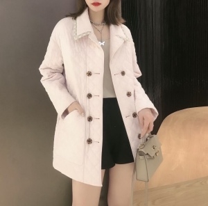 펜디 FENDI 2020 SS 퀄팅 카라 포켓 여성 패딩자켓 커스텀급