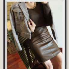 샤넬 CHANEL 2020 SS 체인무늬 라운드넥 여성 니트 커스텀급