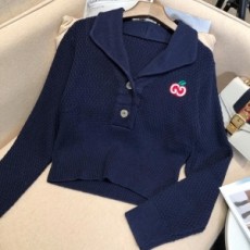 구찌 GUCCI 2020 SS 애폴 로고 자수 카라 여성 니트 커스텀급