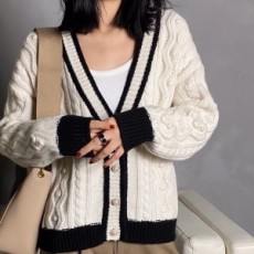 샤넬 CHANEL 2020 SS 진주 라인 니트 여성 가디건 커스텀급