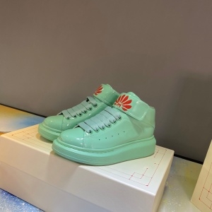 알렉산더 맥퀸 ALEXANDER MCQUEEN 2020 SS 오버솔 민트 유광 신형 커플 슈즈 커스텀급