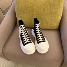 알렉산더 맥퀸 ALEXANDER MCQUEEN 2020 SS 블랙앤화이트 신형 커플 슈즈 커스텀급