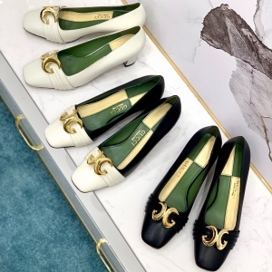 구찌 GUCCI 2020 SS GG로고 투톤 여성 구두