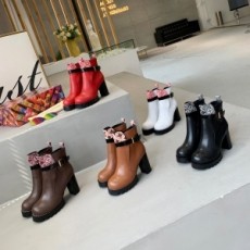 루이비통 LOUIS VUITTON 2020 SS 벨트 투톤 여성 쇼트부츠