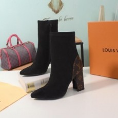 루이비통 LOUIS VUITTON 2020 SS 스웨이드 투톤 여성 앵글부츠