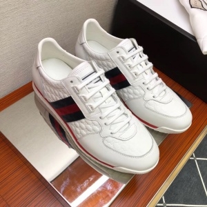 구찌 GUCCI 2020 SS 시마라인 삼선 남성 슈즈
