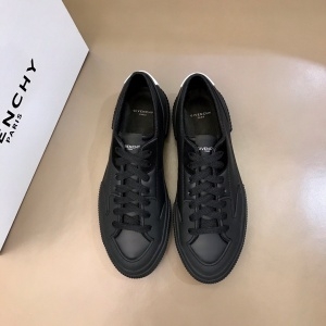 지방시 GIVENCHY 2020 SS 캐릭터 패치 남성 슈즈