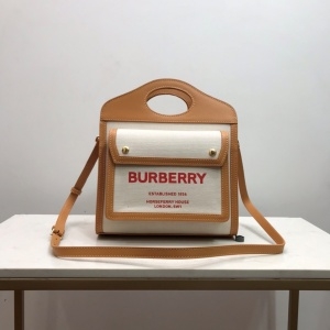 버버리 BUEBERRY 2020 SS 미니 트라이톤 레더 포켓백 베이지 탠 80324371 커스텀급